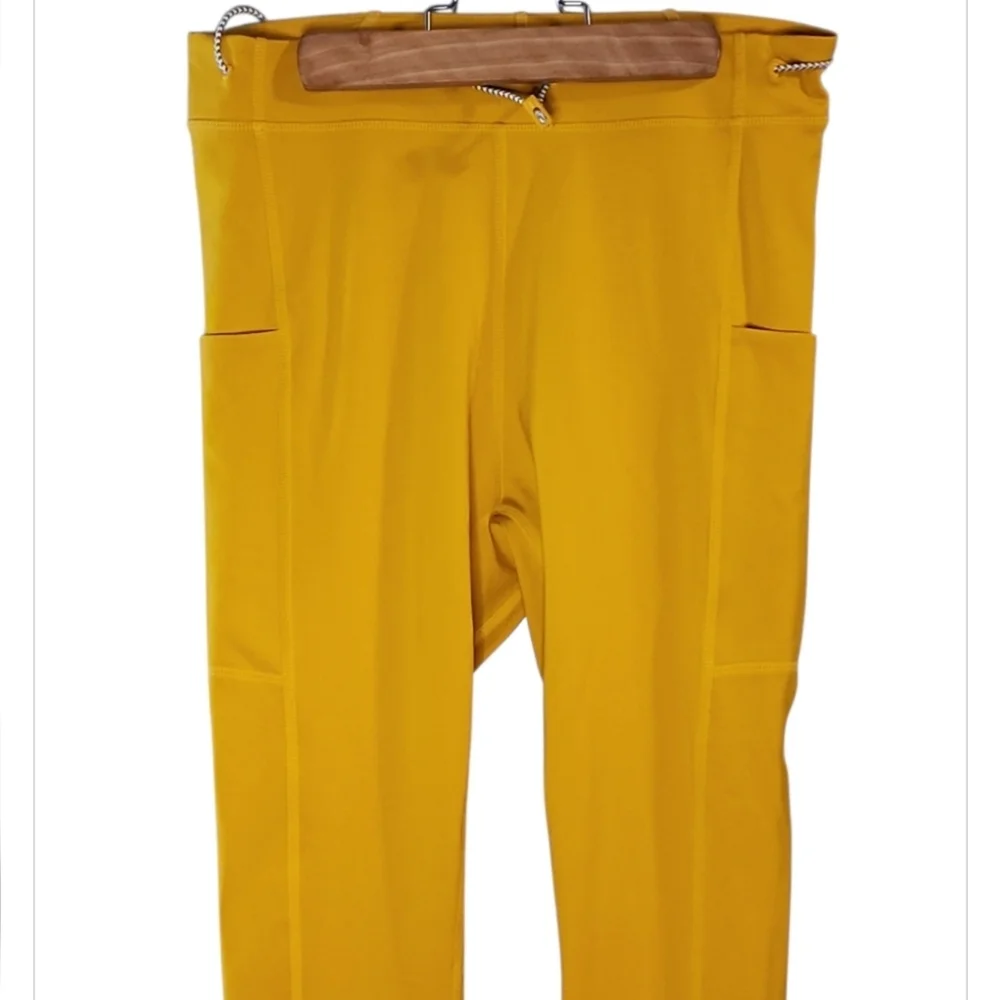 Fabletics Bungee Sports Bra & Motion365+ Leggings Set High Impact Activewear Sm - Picture 14 of 16